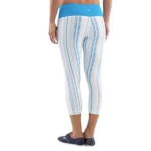 Never worn Lululemon Cropped Leggings – White & Blue Stripe – Size 8 (Women’s Me